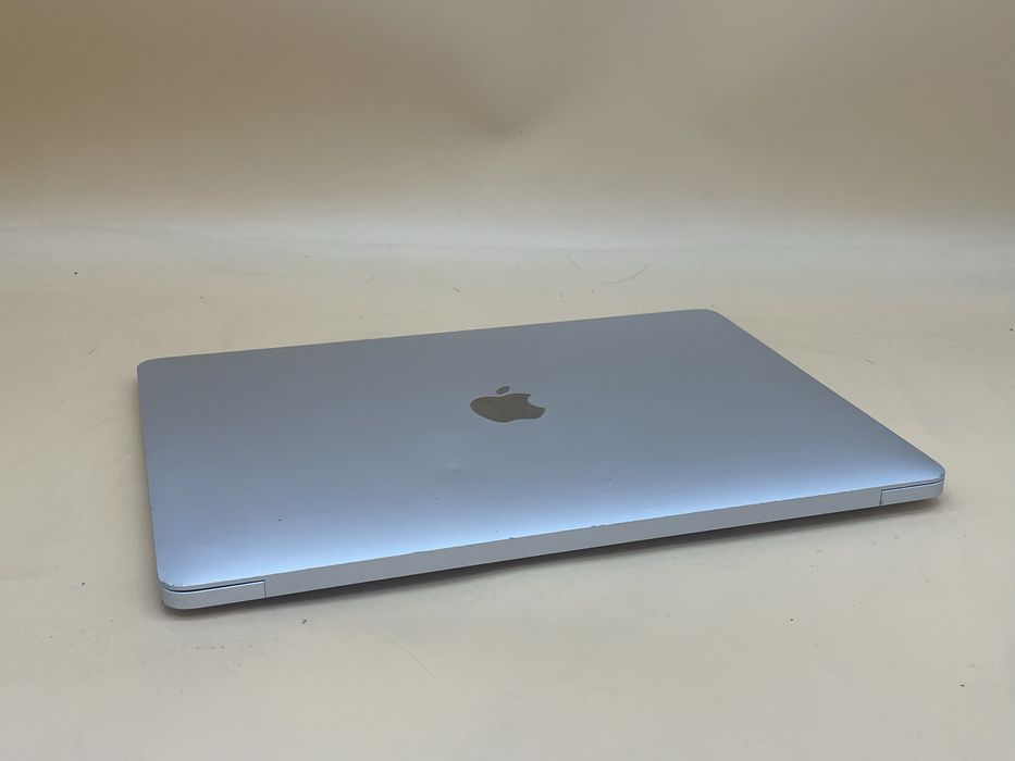 Macbook air 2020 m1 256 8gb
