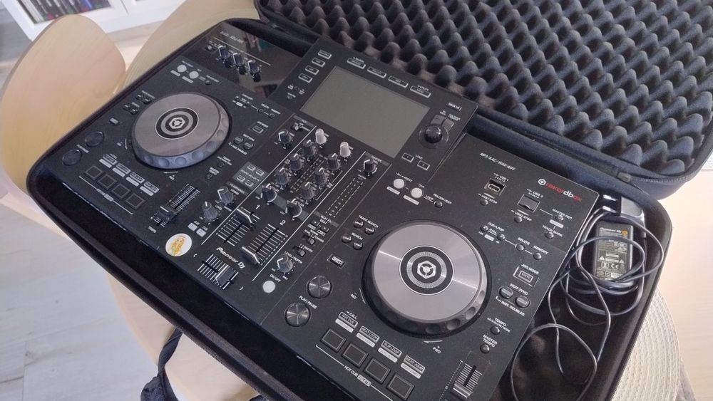 Konsola Pioneer DJ XDJ-RR