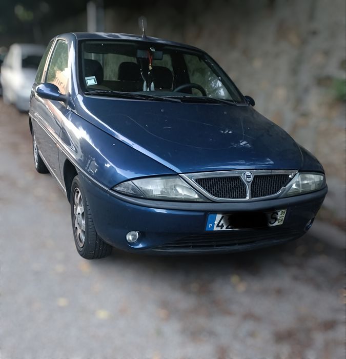 Carro Lancia Y 1.2