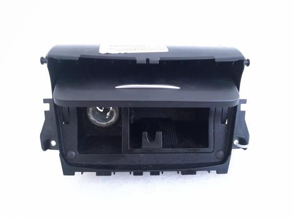 Cinzeiro MERCEDES-BENZ Classe A (W176)