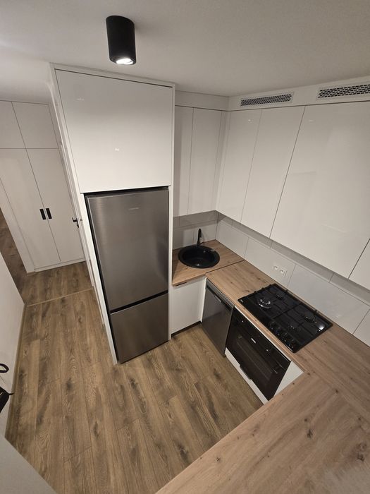 Wynajmę nowo wyremontowane mieszkanie w centrum miasta od grudnia