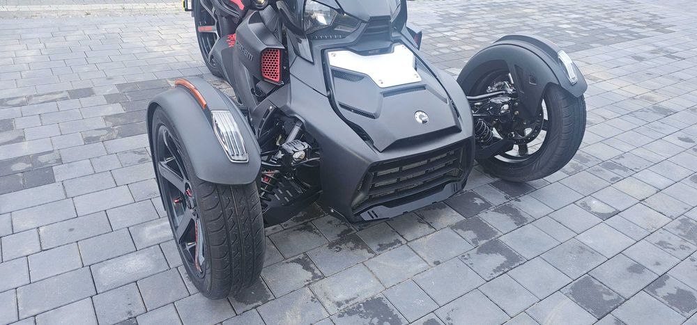 Can-am Ryker  900 Sport