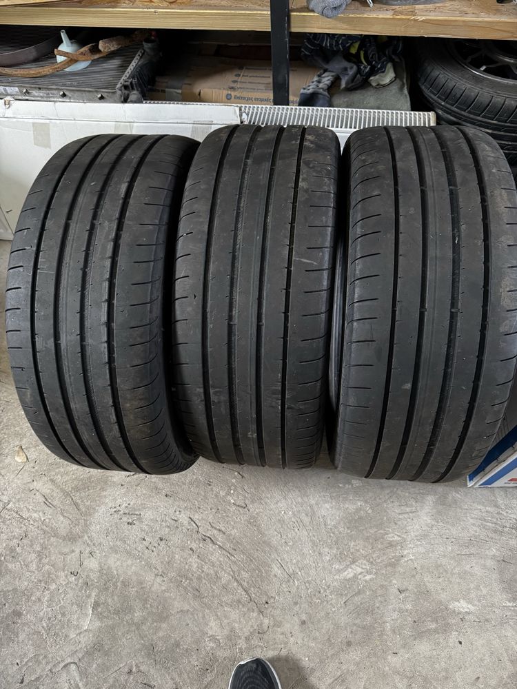 Goodyear eagle f1 275/45/20