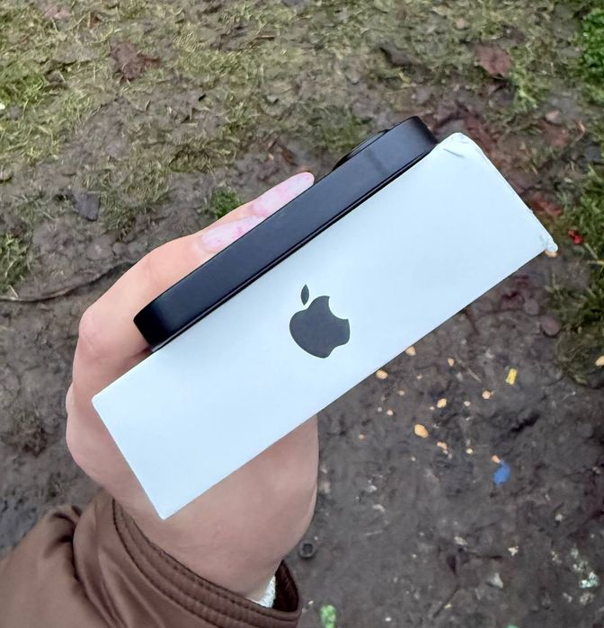 iPhone 16e 128 gb neverlock open box