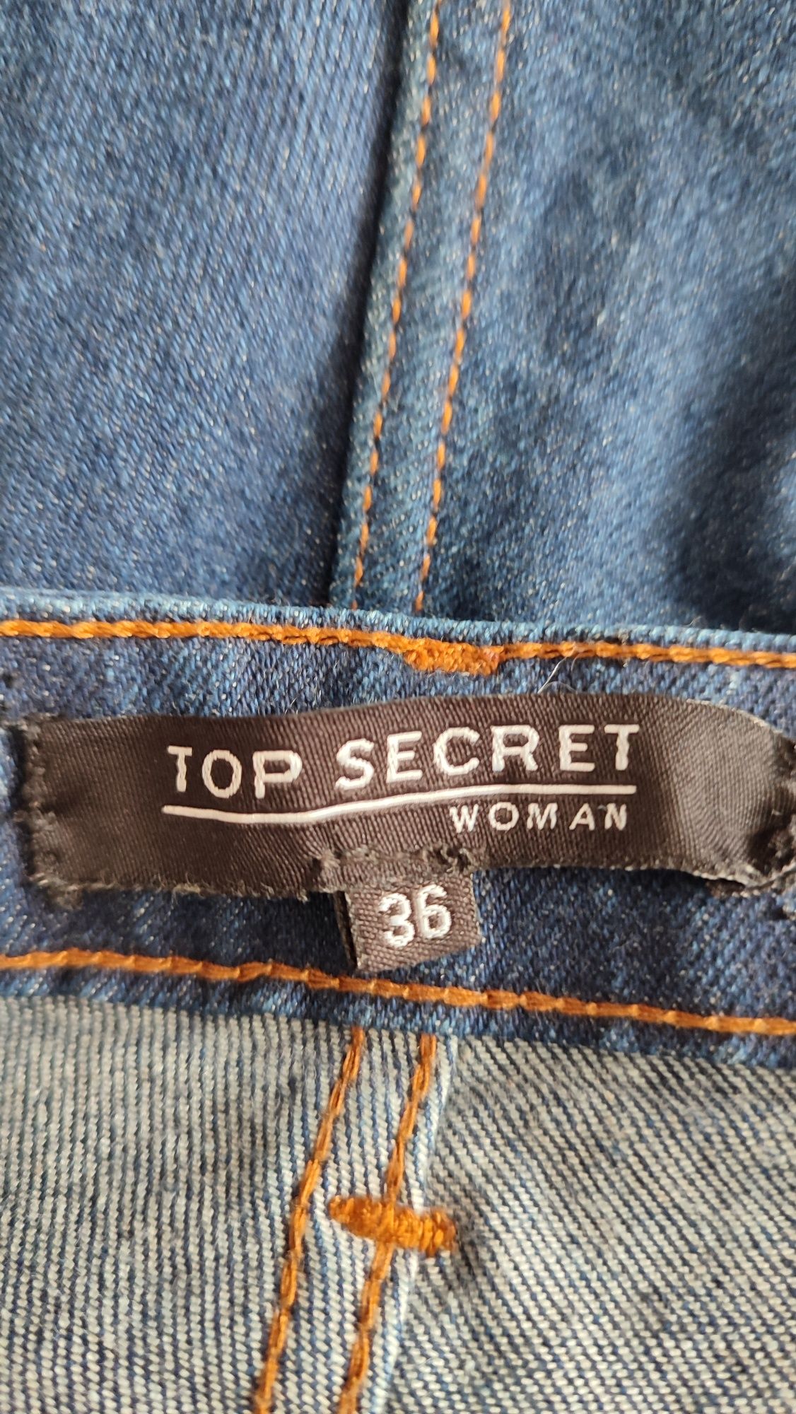 Szerokie jeansy Top Secret