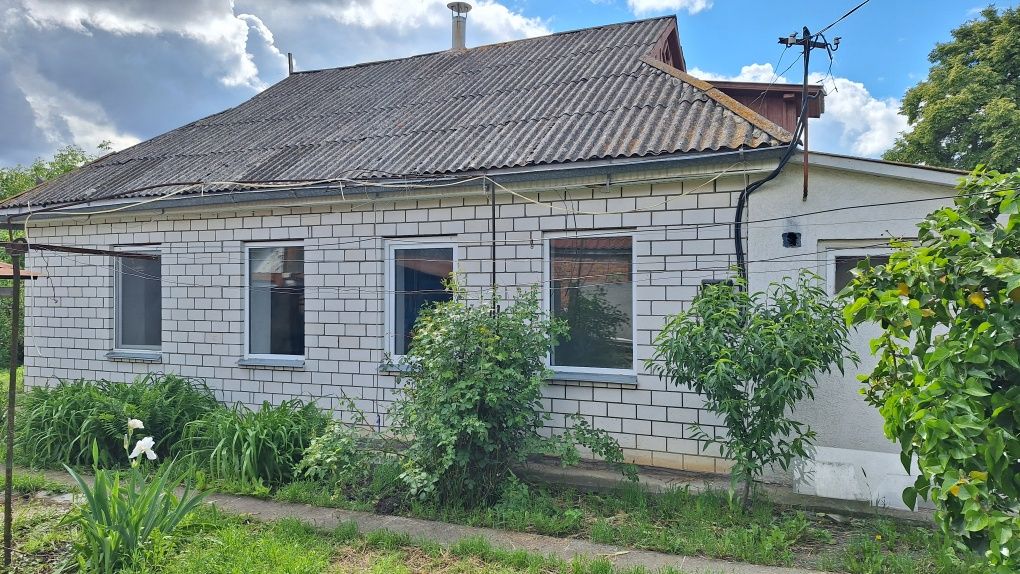 Продається будинок у м. Іллінці