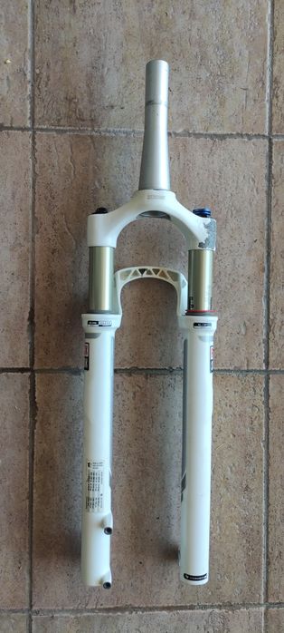 Rock Shox Reba 29" e Bomba