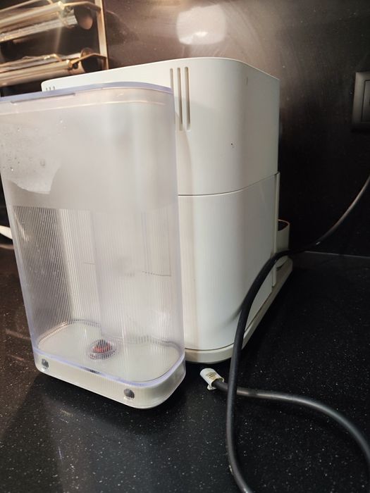 Máquina de café Nespresso Gran Latissimo