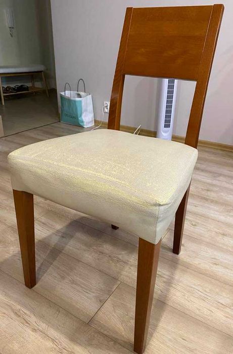 Stół rozsuwany + 3 krzesła