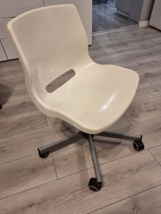 Krzesło obrotowe biurowe