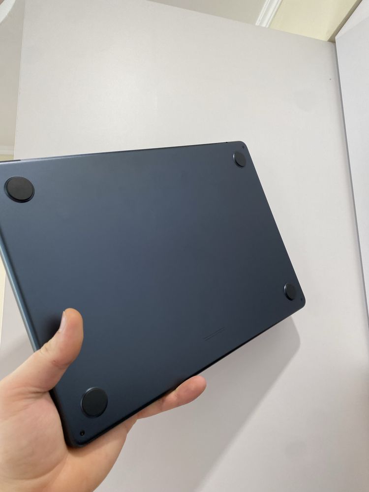 MacBook Air 13-inch M3 16/512 ssd матриця екран lcd донор заблокований
