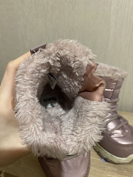 Зимове взуття 25 розмір