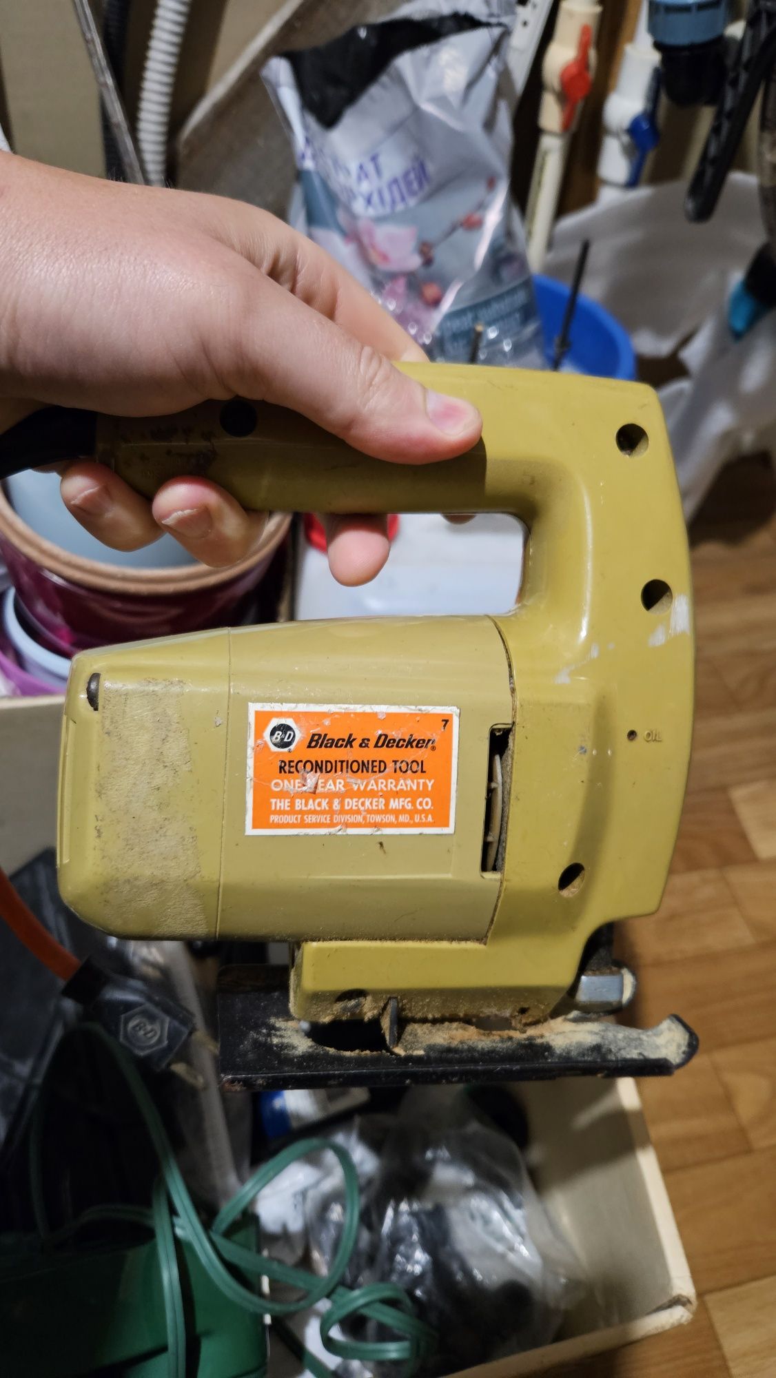 Електролобзик Black & Decker