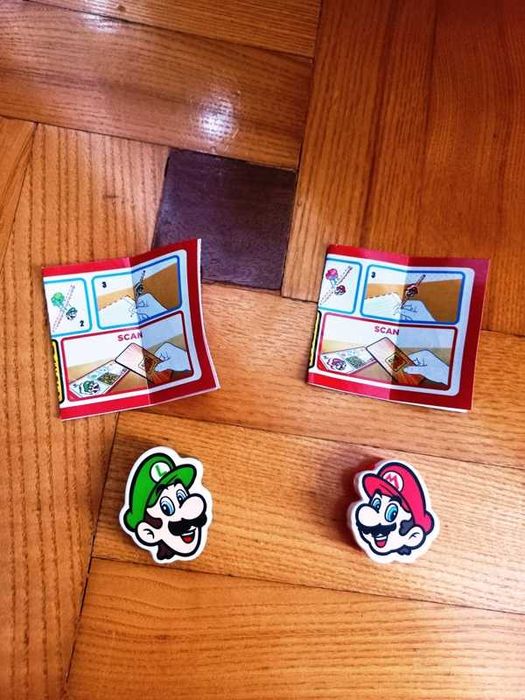 Figurka Kinder Joy Super Mario - Luigi - VQ392 - VQ414 - dwie sztuki