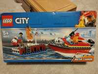 LEGO City 60213 Pożar w dokach