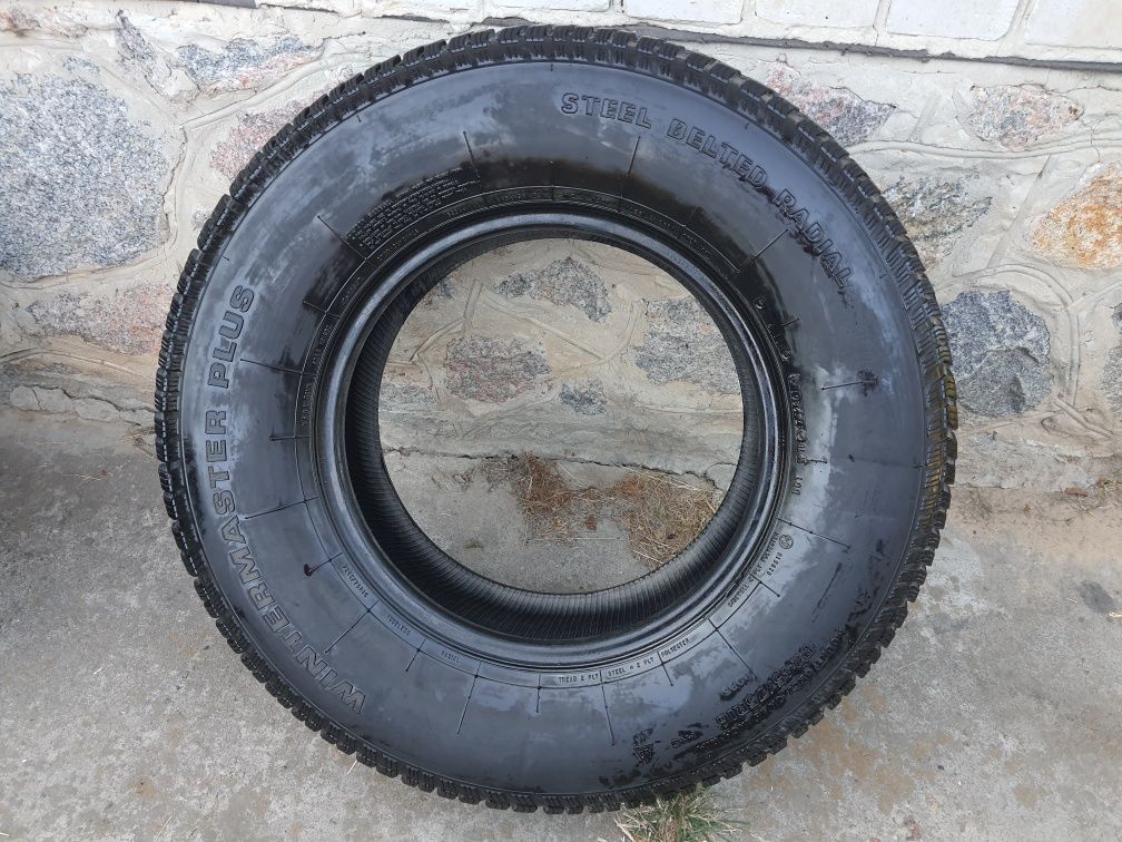 Продам WINTERMASTER PLUS P 245/75 R16 1шт