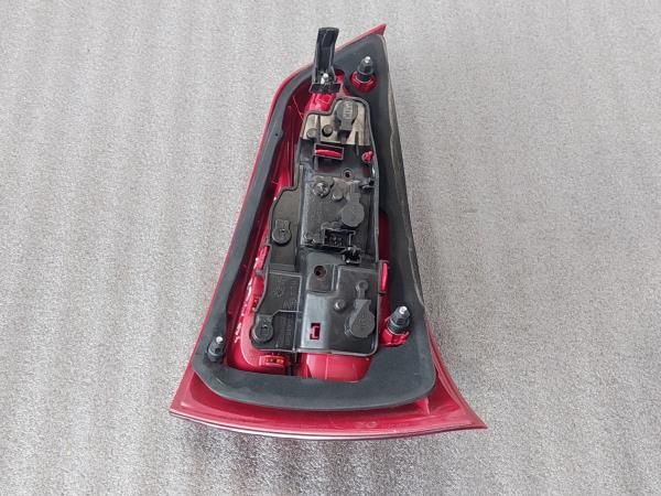 Farolim esquerdo AUDI A1 Sportback (8XA, 8XF)