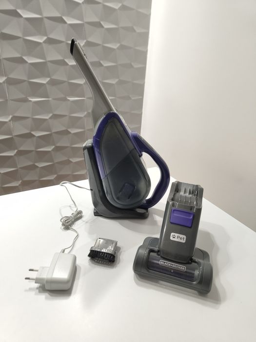 Aspirador de mão Black & Decker