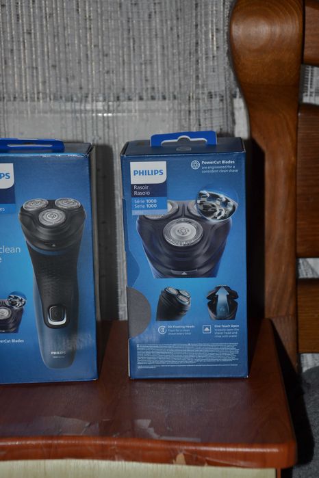 Електробритва Philips для сухого гоління Series1000 оригінал Голандія