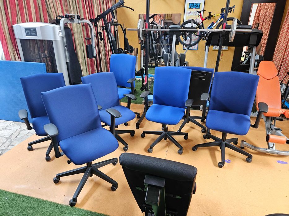 Cadeiras de escritório - Bom estado geral - Valor unitário