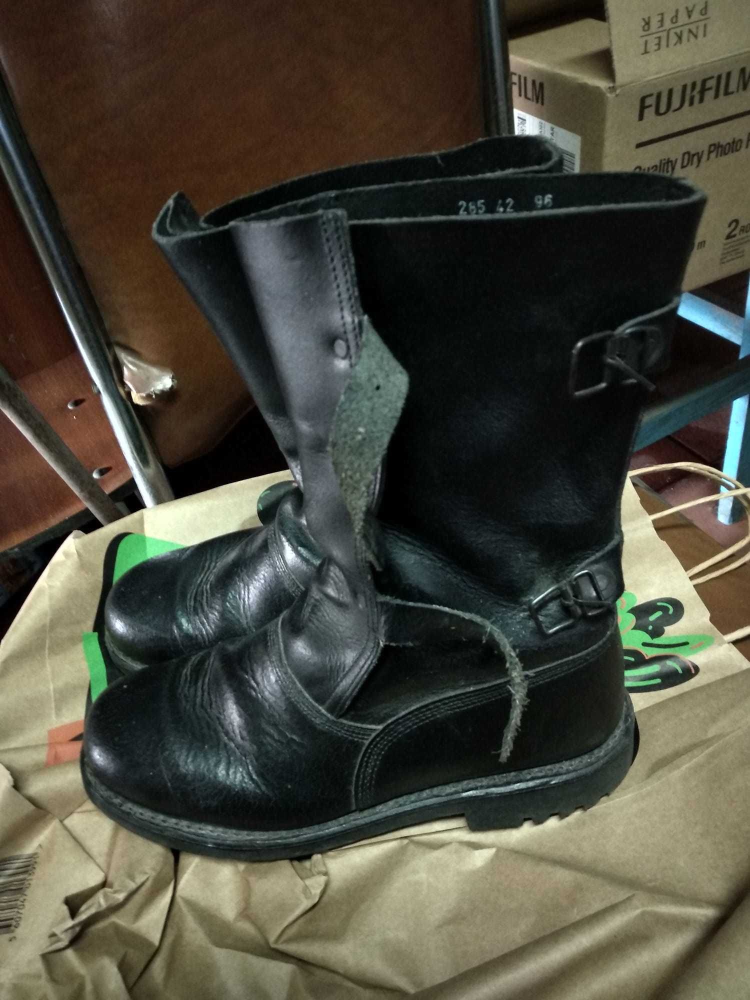 Botas de Fivela , bom estado