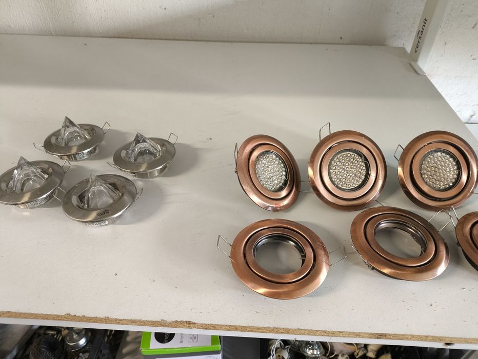 Oprawy halogenowe 4 i 6 sztuk