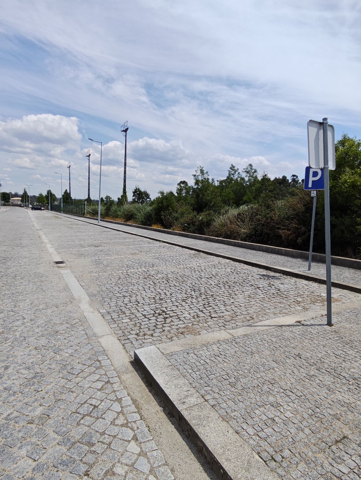 Arrendo Terreno serviços vedado Modivas