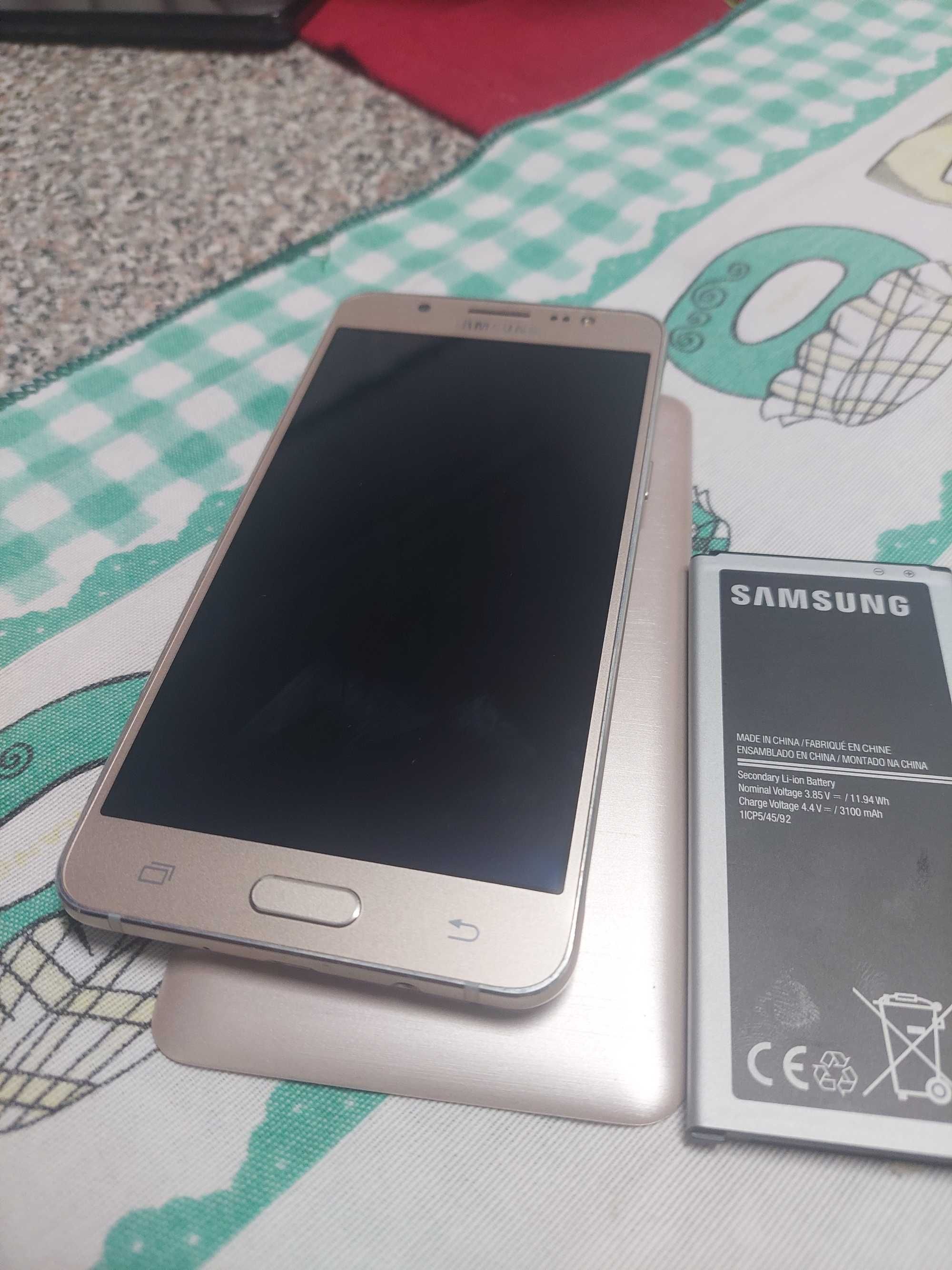 Samsung Galaxy J5 6