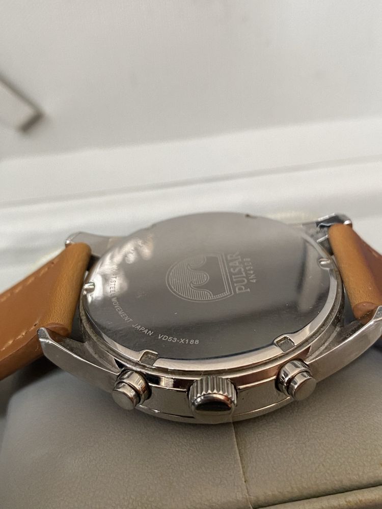 Pulsar Chronograph 100 od seiko