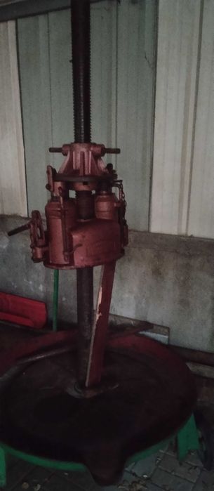 Vendo prensa hidráulica para vinho