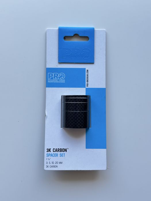 Podkładki pod mostek karbonowe PRO carbon 1 1/8