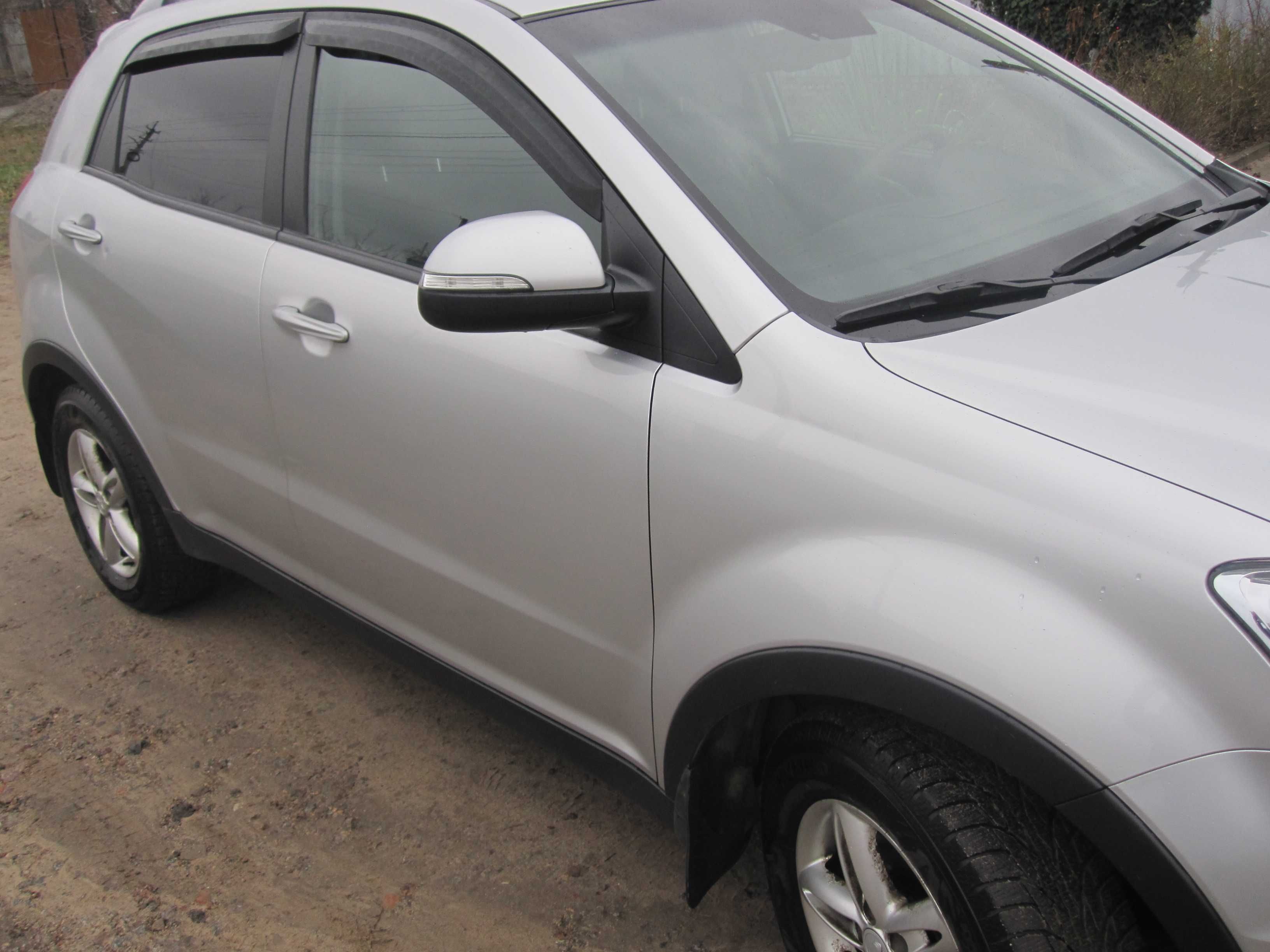 Ssang Yong Korando 2.0Di MT STD-1  (4WD) 2012