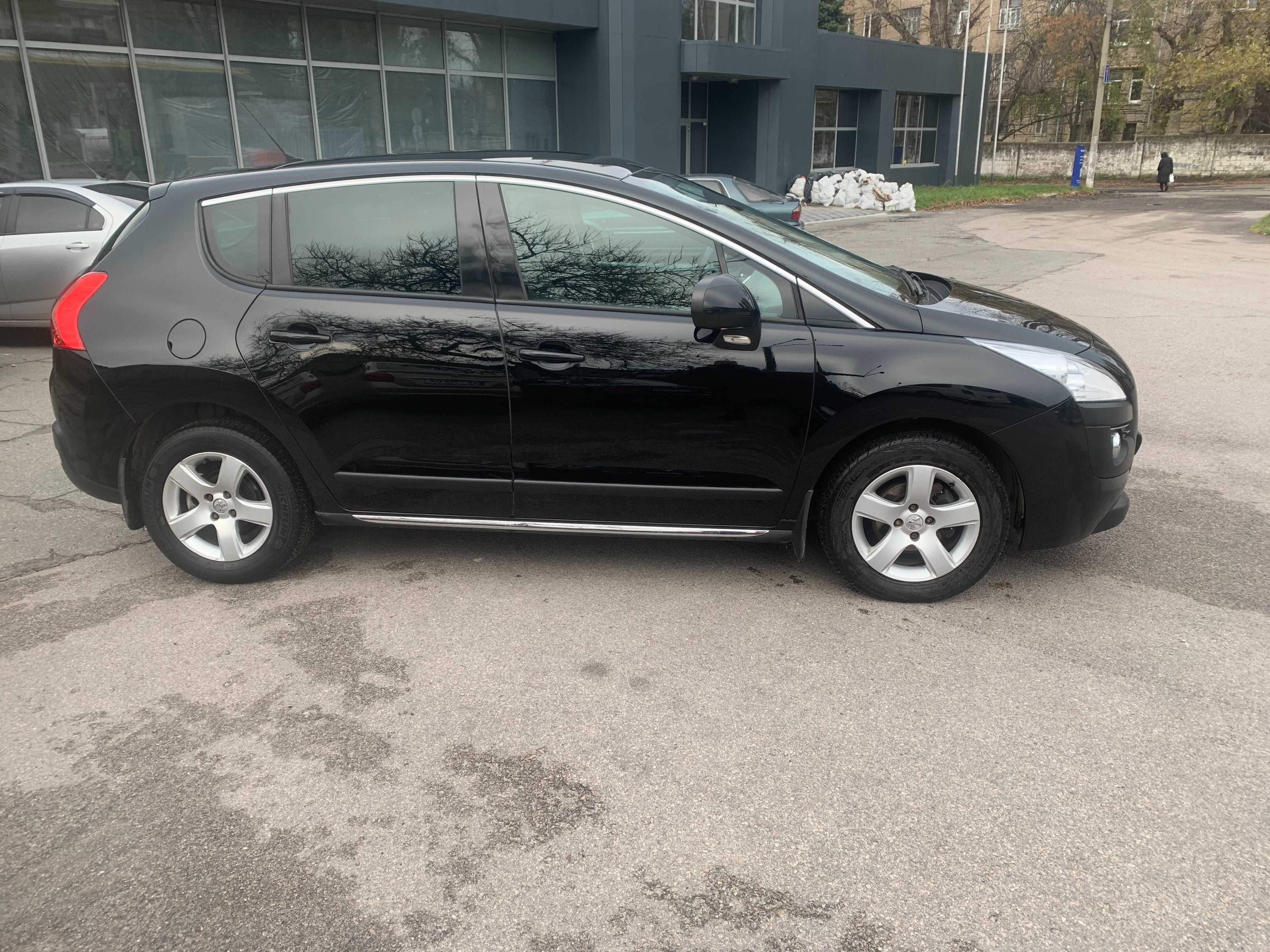 Продам Peugeot 3008 1.6 дизель