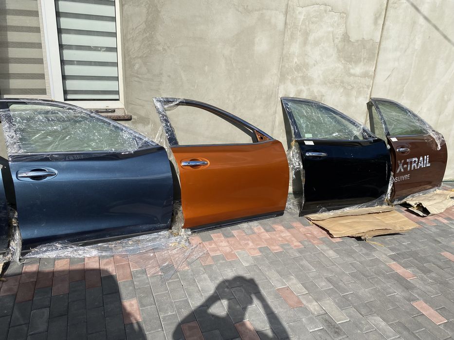 Nissan Rogue X- Trail T32 Двері Двери Дверка передня задня ліва права