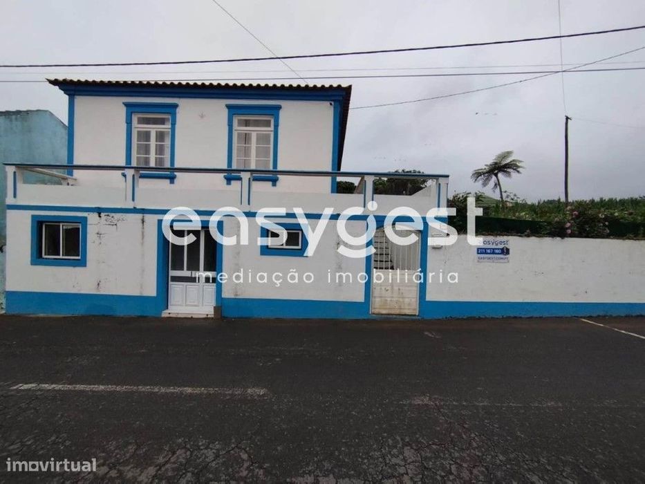 Moradia T2 mais Apartamento anexo e Quintal em São Bento