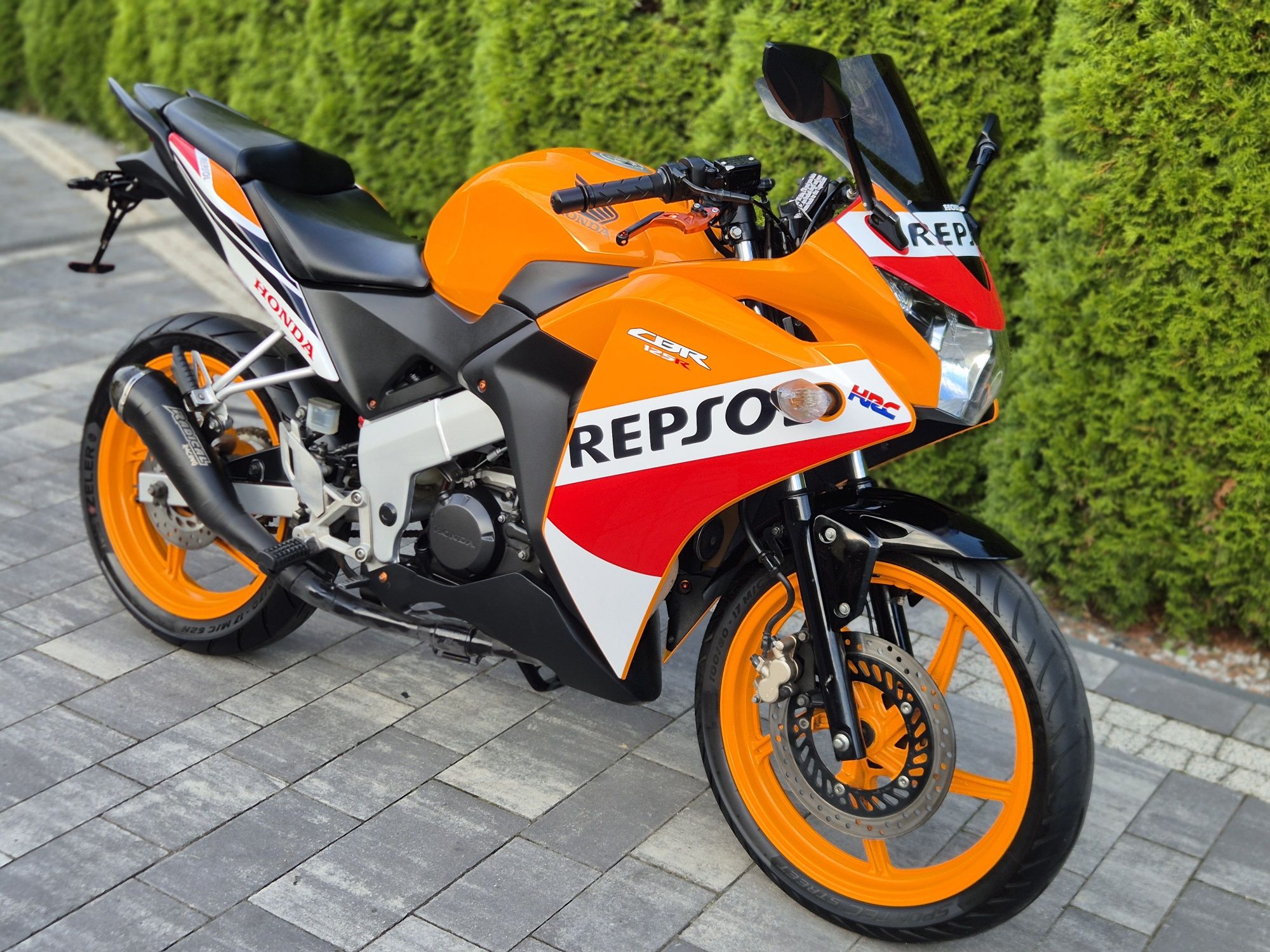 Honda CBR 125 R Wydech Radical REPSOL 2016r kat B a1