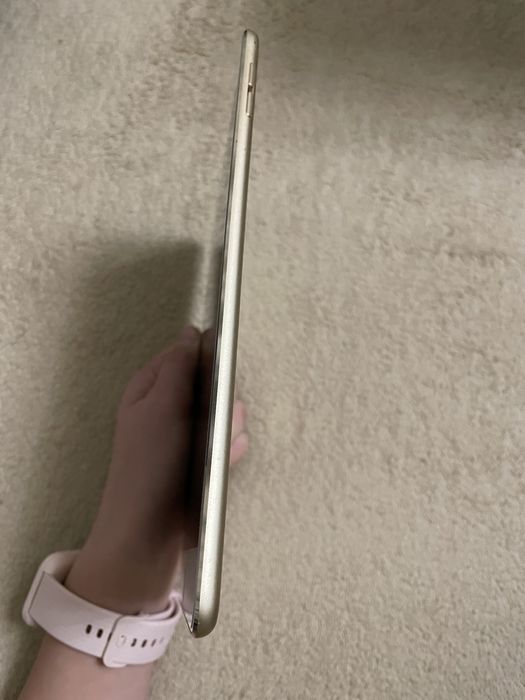 Продам Ipad 4 mini