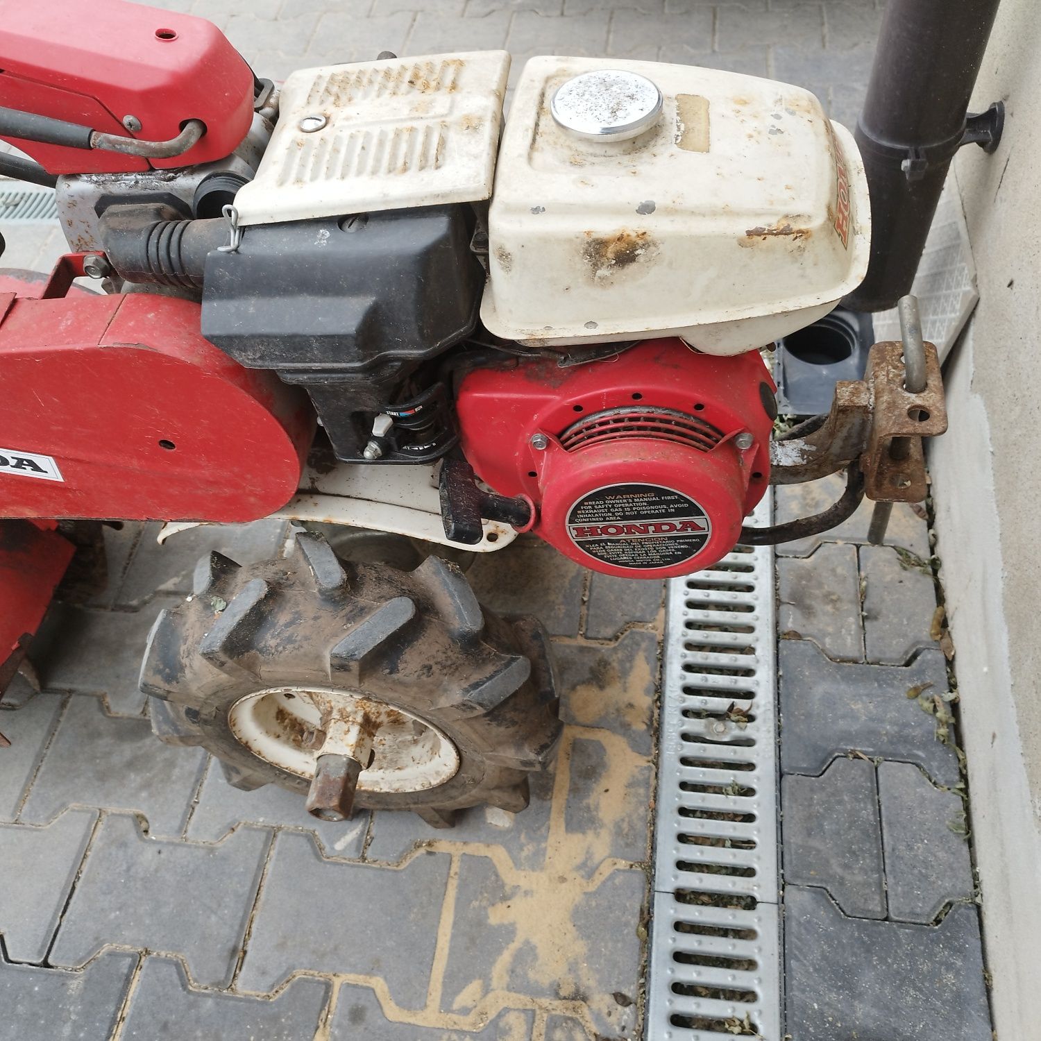 Glebogryzarka, dzik, traktorek ogrodowy Honda F410