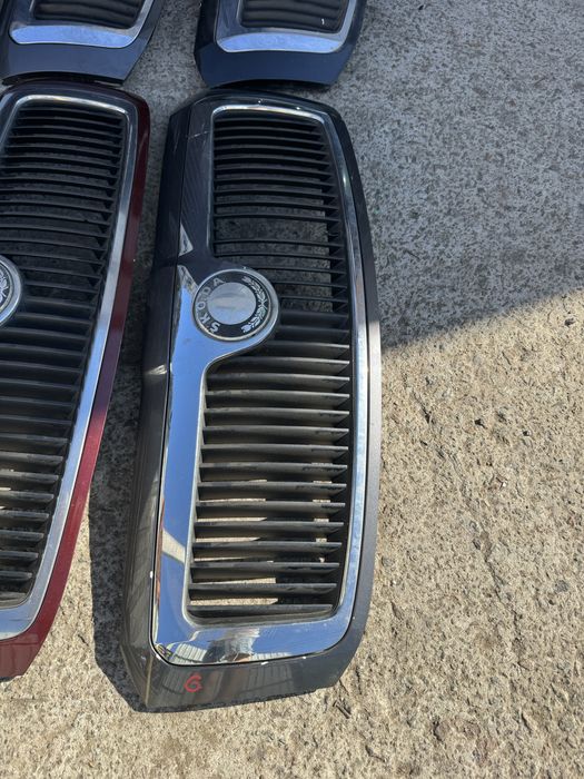 Решотка капота шкода суперб 1