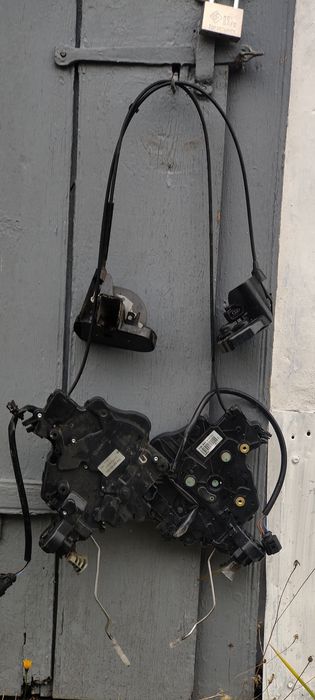 Замки Фольцваген транспортер 5 т5 т6 t5 виїзних дверей