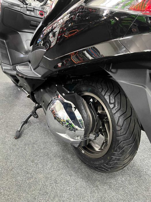 Максі-Скутер Suzuki Skywave 250S CJ46A 2012