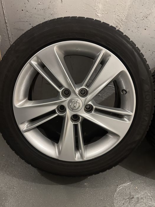 Opel Alufelgi Zima 225/50/17 INSYGNIA B
