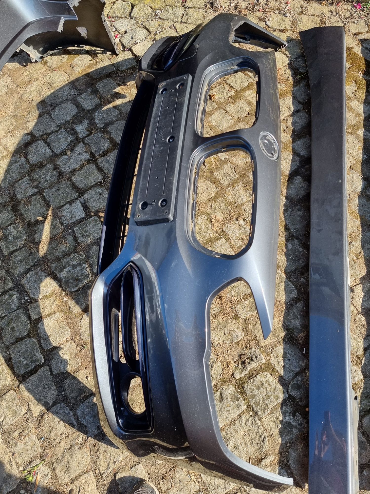 Para-choques BWM serie 1 2016