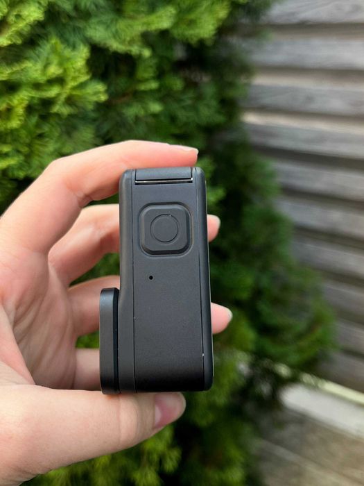 Екшн-камера GoPro Hero 13 з захисним склом.