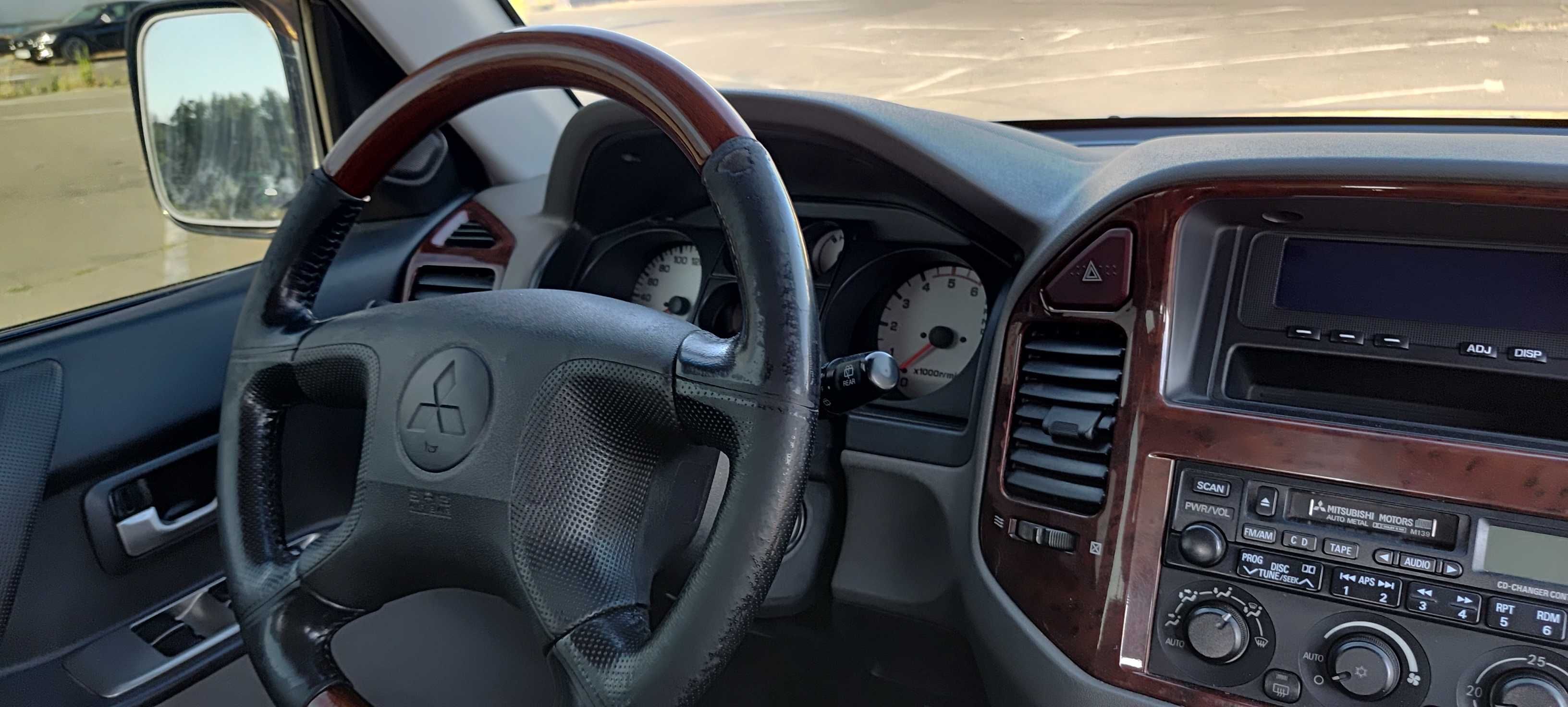 Продам авто Mitsubishi Pajero 2006