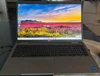 Dell Latitude 5521 15.6 i5-11500H\DDR4 16 GB\SSD 256 \FullHD IPS
