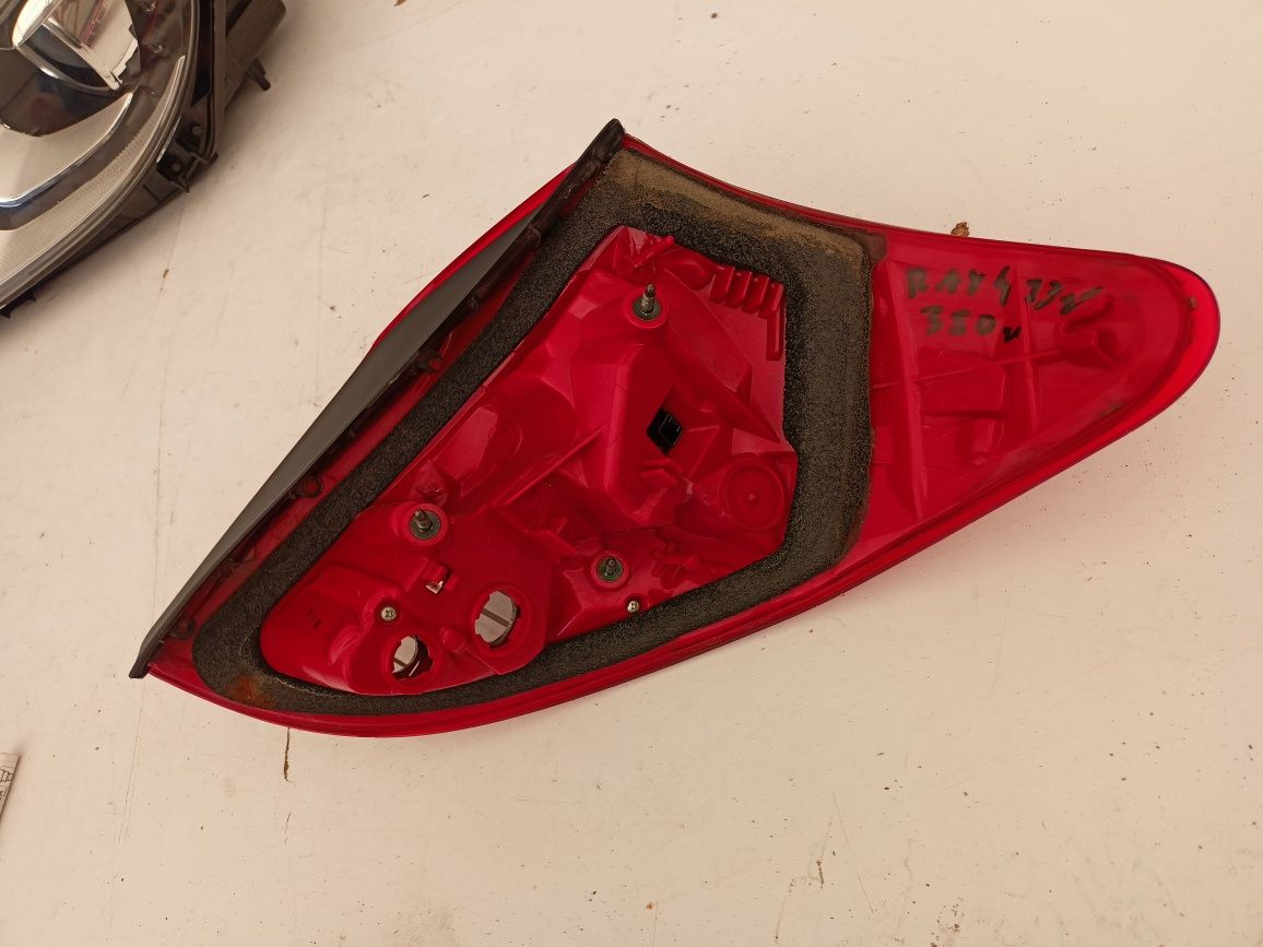 Toyota RAV4 III 3 lift FL 10-12 lampa lewy tył lewa tylna LED