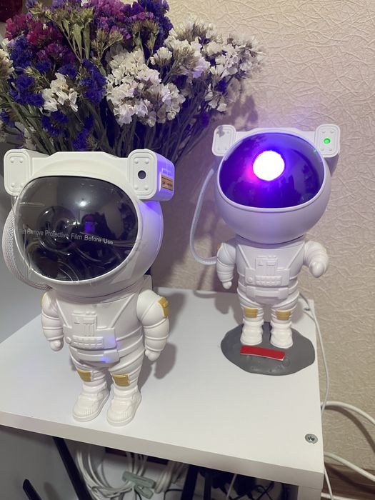 Проектор зоряного неба Астронавт