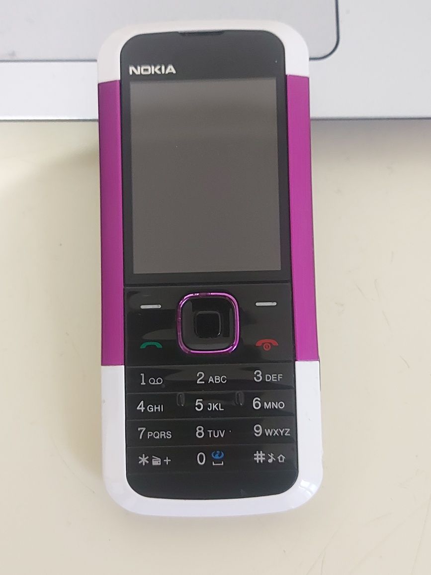 Nokia 5000d-2 com carregador