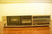 Gravador de cassetes Sony TC-FX44